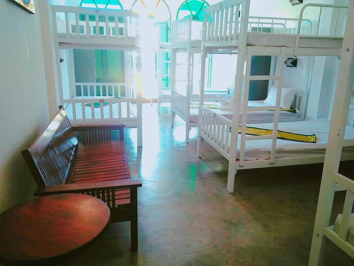 Siri Krabi Hostel Exterior foto